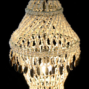 LAMPADARIO DI CONCHIGLIE ATTORCIGLIATO ELEGANTE