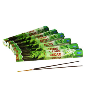 INCENSI  CEDRO (marche assortite) ( 6 p. esag. X 20 sticks )