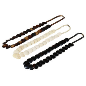 COLLANA GIROCOLLO IN OSSO O CORNO SMARTIES PERLE PIATTE
