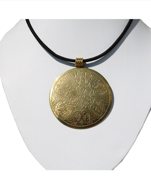 COLLARE RIGIDO CON CIONDOLO IN OTTONE INDIA