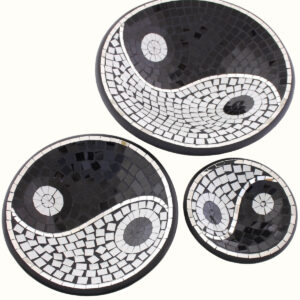 VASSOI CON MOSAICO DI SPECCHIETTI TAO ROTONDI ( CM 20-27-36)